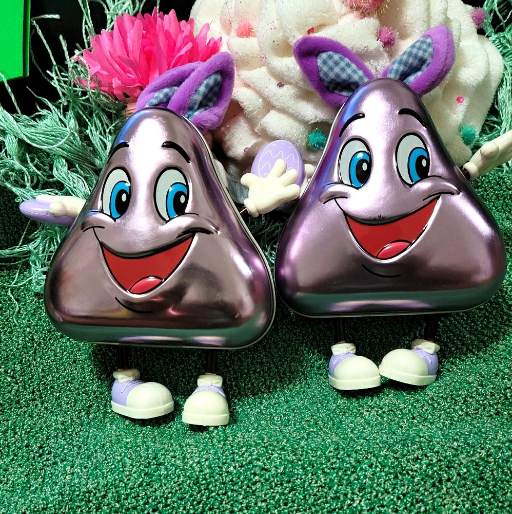 Hersheys tins